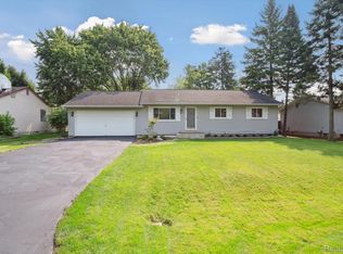 2951 Dearborn Ave, Rochester Hills, MI 48309