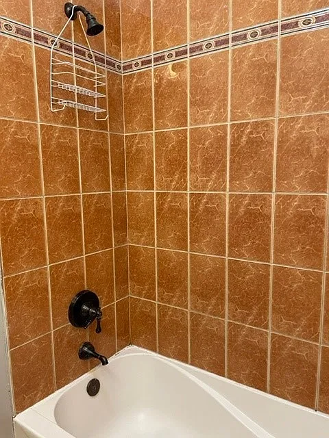 2 bed, 1200 sqft, $2,200 — Photo 4