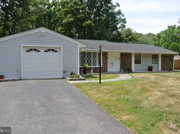 2802 Brewster Rd, Waldorf, MD 20601