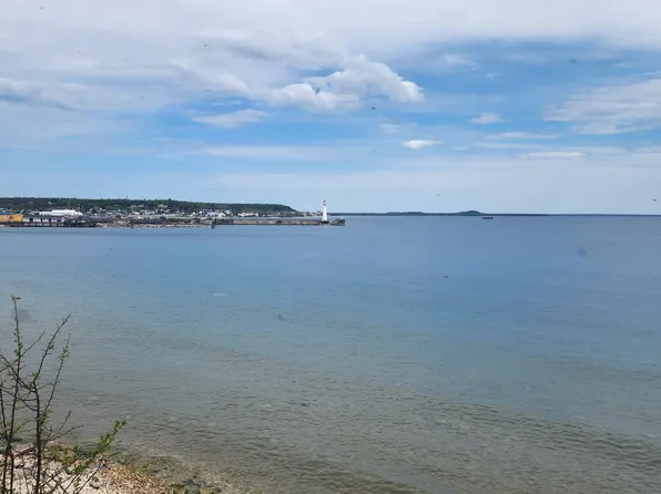 S State St, Saint Ignace, MI 49781