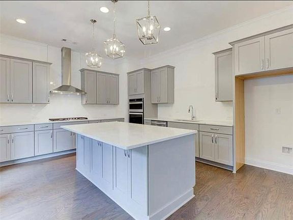 3932 Danube Lane 1 Elevation Image 4