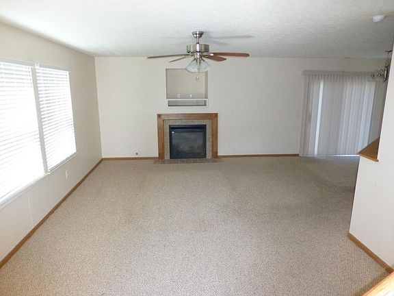 3rd image of 3618 Ashridge St