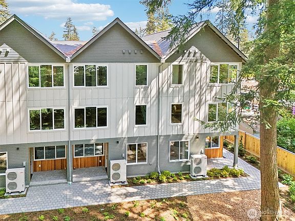 3rd image of 20313 14th Avenue NE #A
