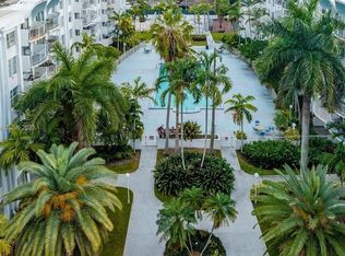 488 NW 165th Street Rd #309B, Miami, FL 33169