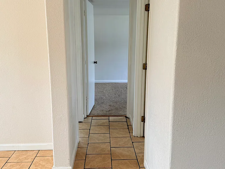 11901 55th Ave NE #15A — Photo 5