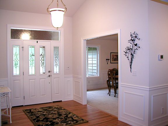 www.LamoureuxRealEstate.com