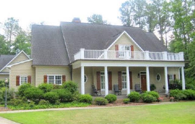 1st image of 107 Kittansett Ct