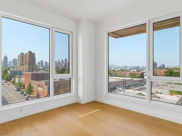 11-14 35th Avenue image 1 of 14