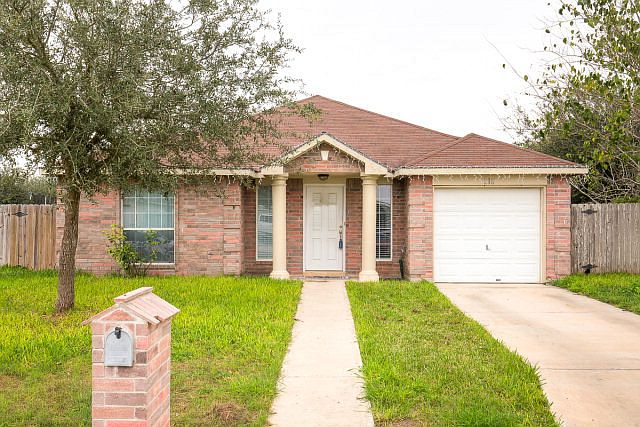 1st image of 216 Fudge Dr
