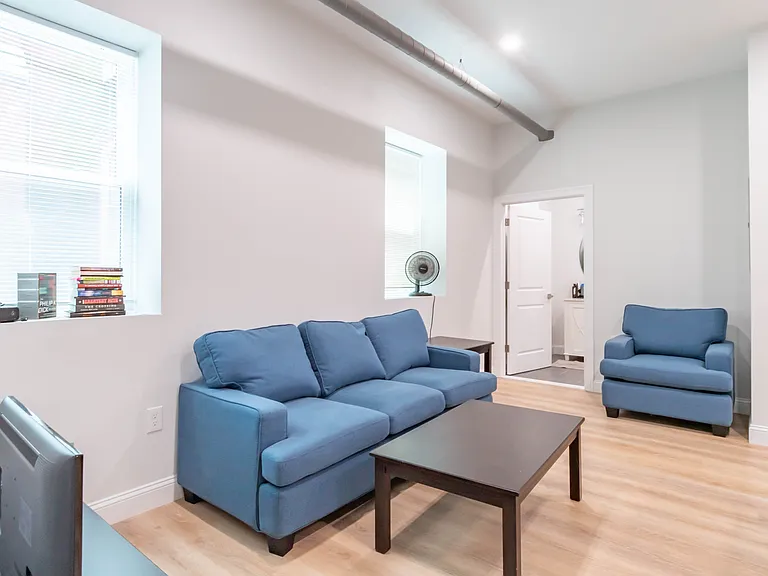 146 Main St #109 — Photo 5