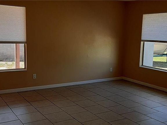 3rd image of 2119 Pommel Ave