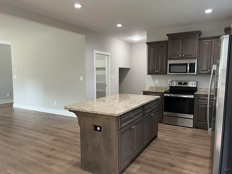 122 Rolling Woods Cir — Photo 13