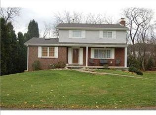 2427 Brownfield Dr, Greensburg, PA 15601