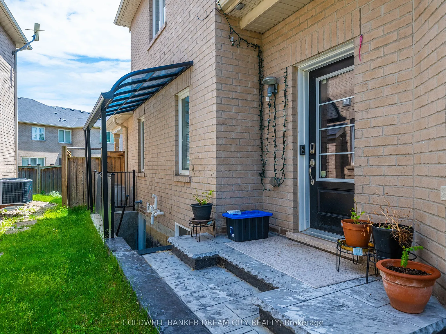3 bed, $2,150 — Photo 3