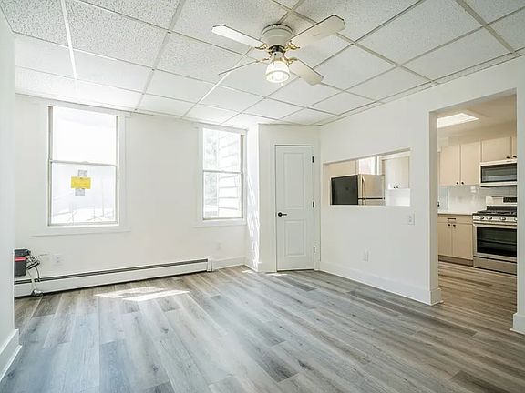 5th image of 104 Jefferson St APT 2A
