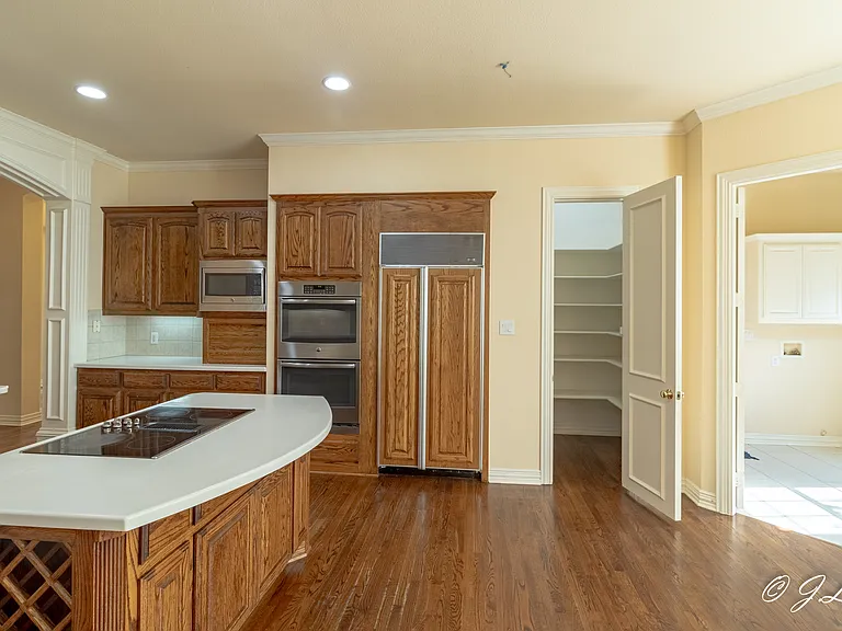 1053 Sir Lancelot Cir — Photo 34