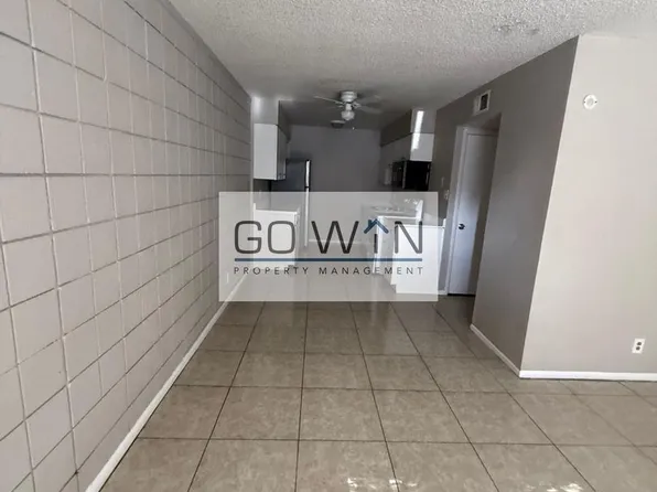 2018 W Cactus Rd