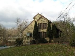 395 Mechlin Corner Rd, Pittstown, NJ 08867