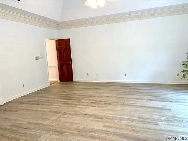 1524 Charleton Dr — Photo 14