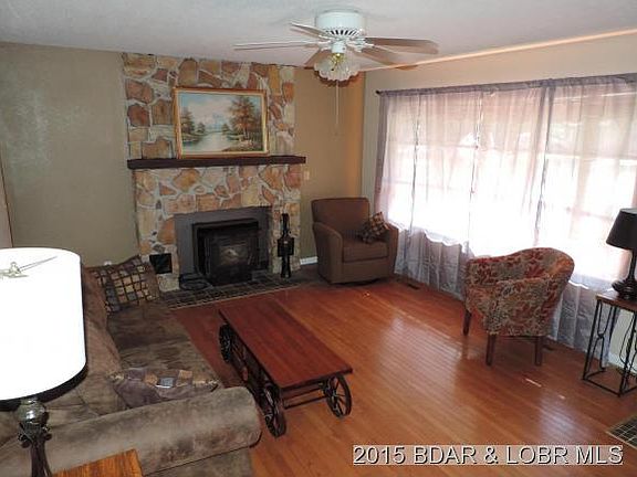 3rd image of 132 Rock Grove Ct