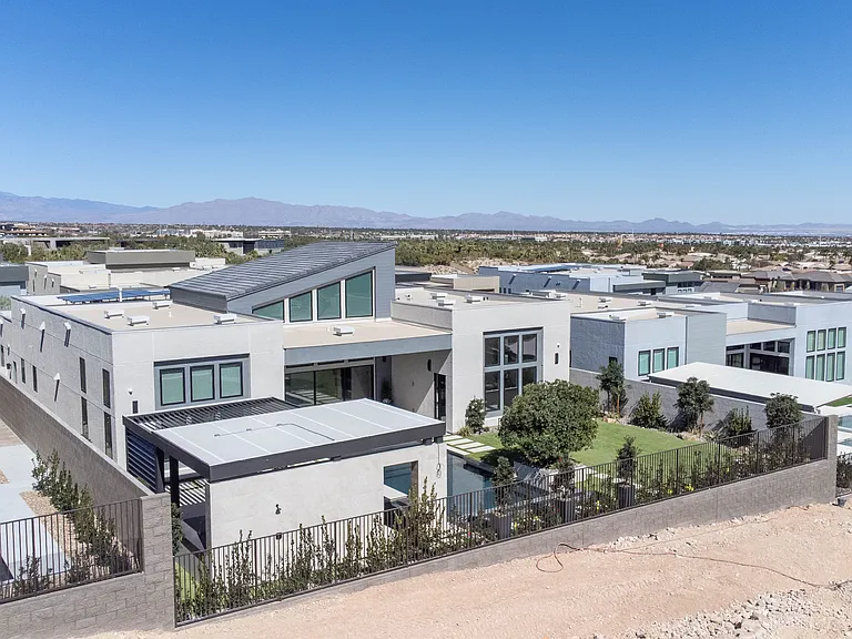 10949 Rossa Peak Ave — Photo 100