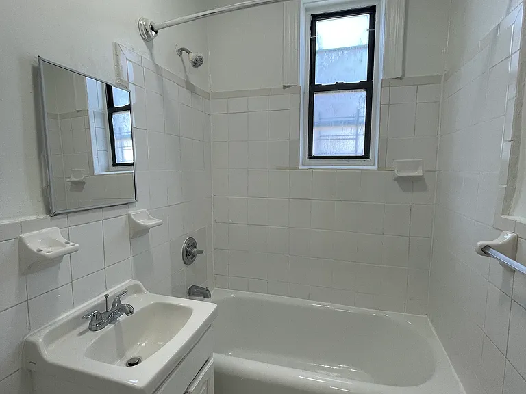 47-56 45th St #11D — Photo 4