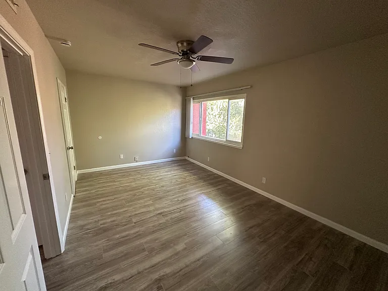 10273 Mills Station Rd #2 — Photo 18
