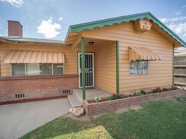 595 N Camelia Avenue, Farmersville, CA 93223