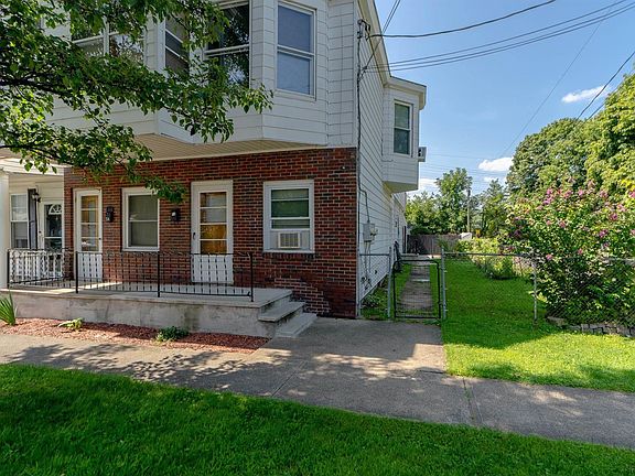 3rd image of 54 Clifton St