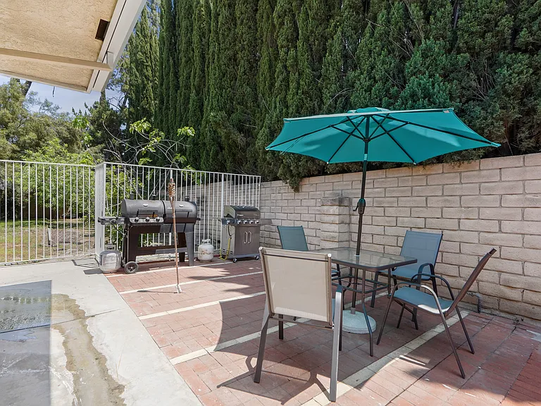 10307 Donna Ave — Photo 20