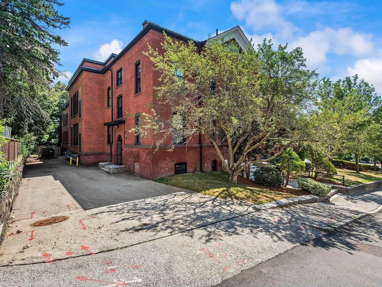 28 Adams Street - 204 - 204 — Photo 4