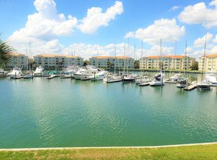10 Harbour Isle Dr E UNIT 204, Fort Pierce, FL 34949