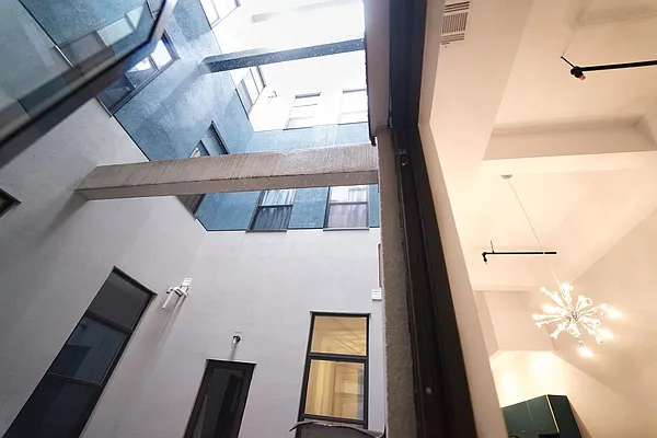 Rented by Manhattan Management LLC | media 4