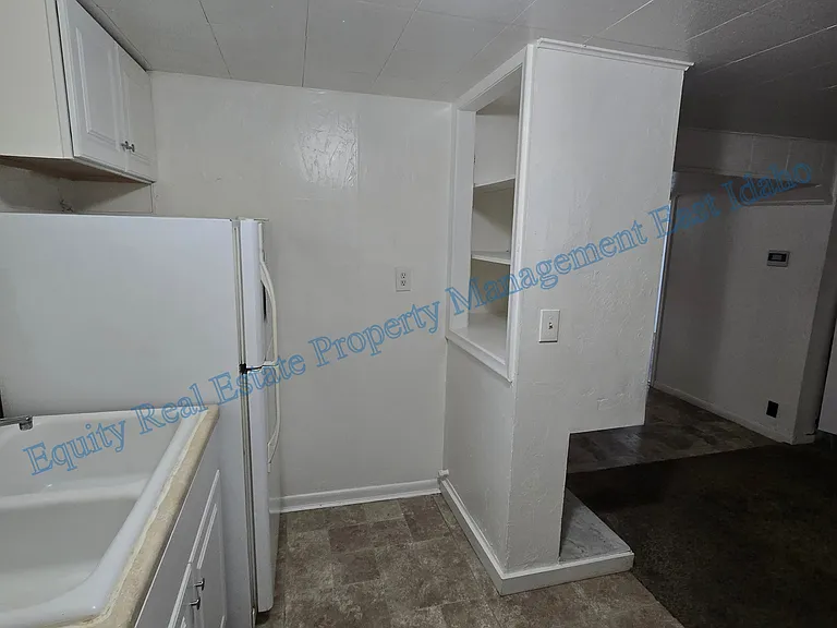 555 N 13th Ave #557 — Photo 11