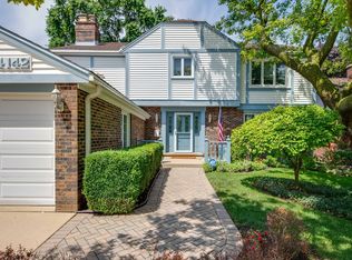 4142 Scott St, Schiller Park, IL 60176