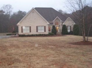 390 Wages Rd, Auburn, GA 30011