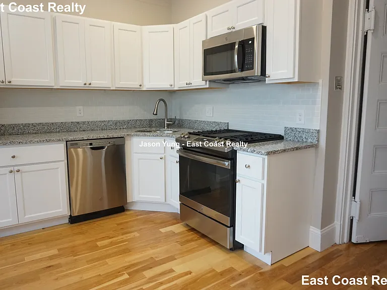 72 Gardner St #C3 — Photo 36