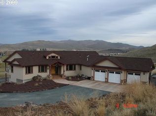 595 Scenic Vista Ln, Baker City, OR 97814