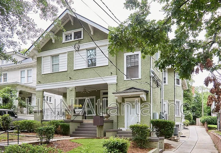 887 Myrtle St NE #4 — Photo 1