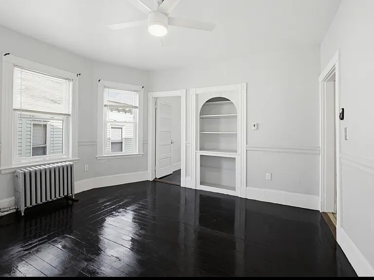 48 Burt St #3 — Photo 3