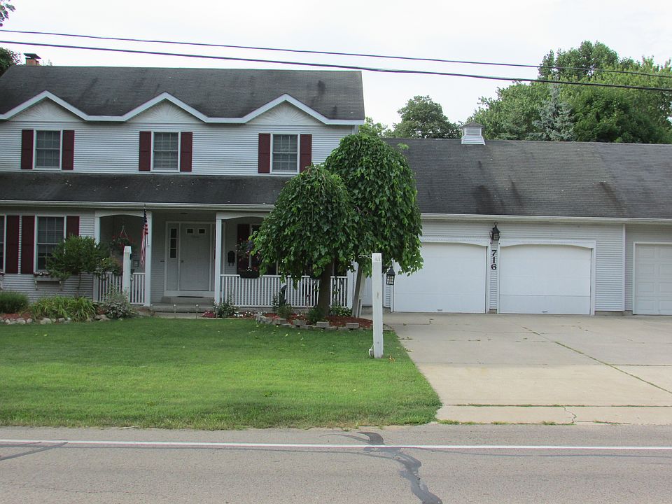 1st image of 716 W 32nd St