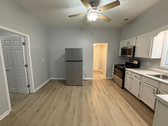 5th image of 1316 Avenue H
