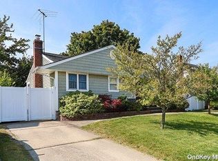 3976 Maywood Dr, Seaford, NY 11783