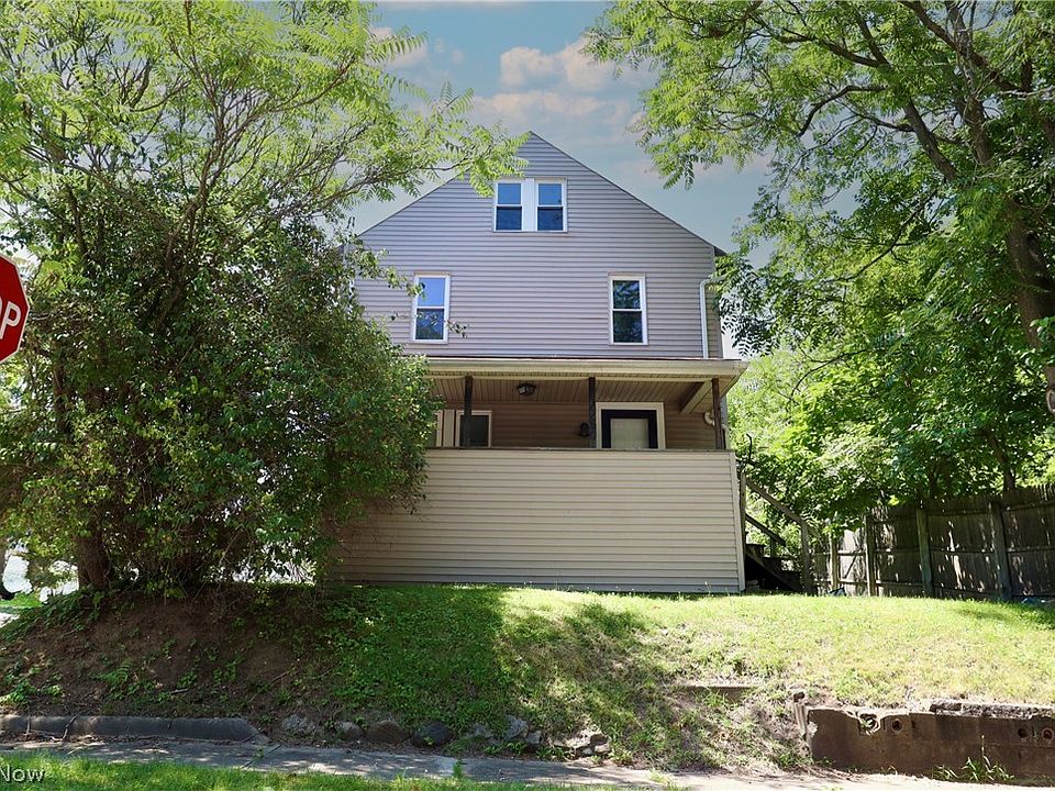 1st image of 2250 6th St SW