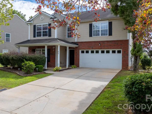 873 Willow Creek Dr, Gastonia, NC 28054