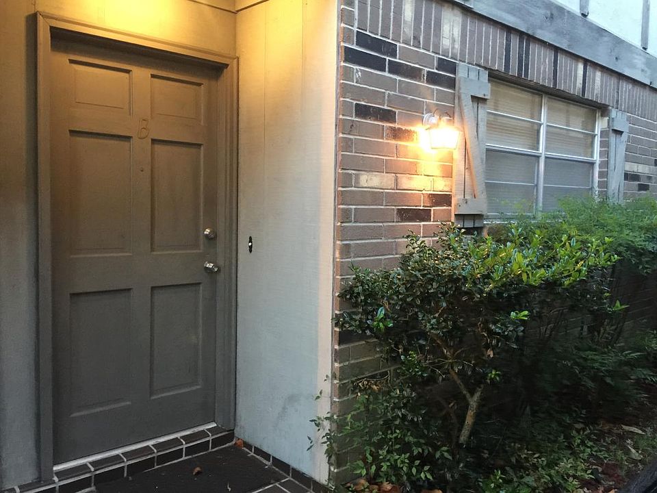 1st image of 213 Clearview Pkwy #213