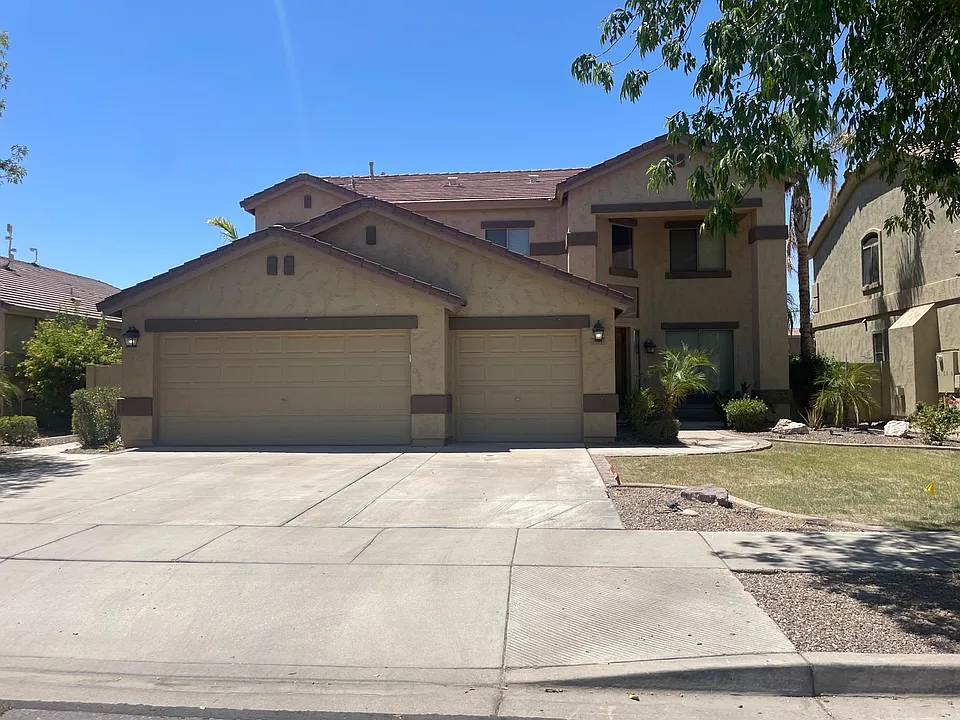 291 W Flamingo Dr