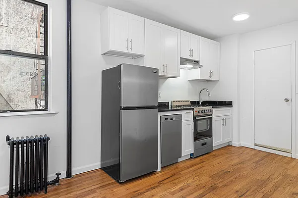 Rented by Compass | media 3