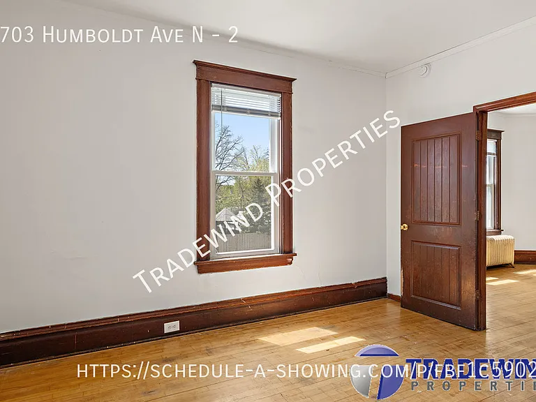 2703 Humboldt Ave N #2 — Photo 11