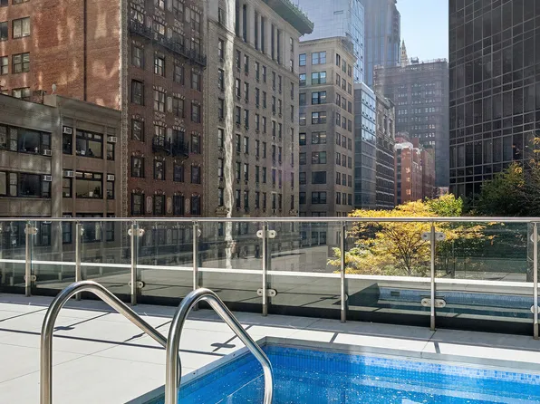 172 Madison Avenue image 9 of 24